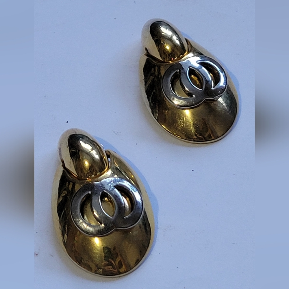 Vintage Runway Clip On Earrings